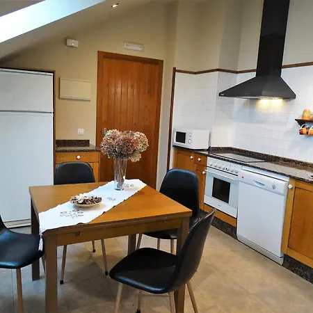 Apartman La Cruz De Paderne- 2 *